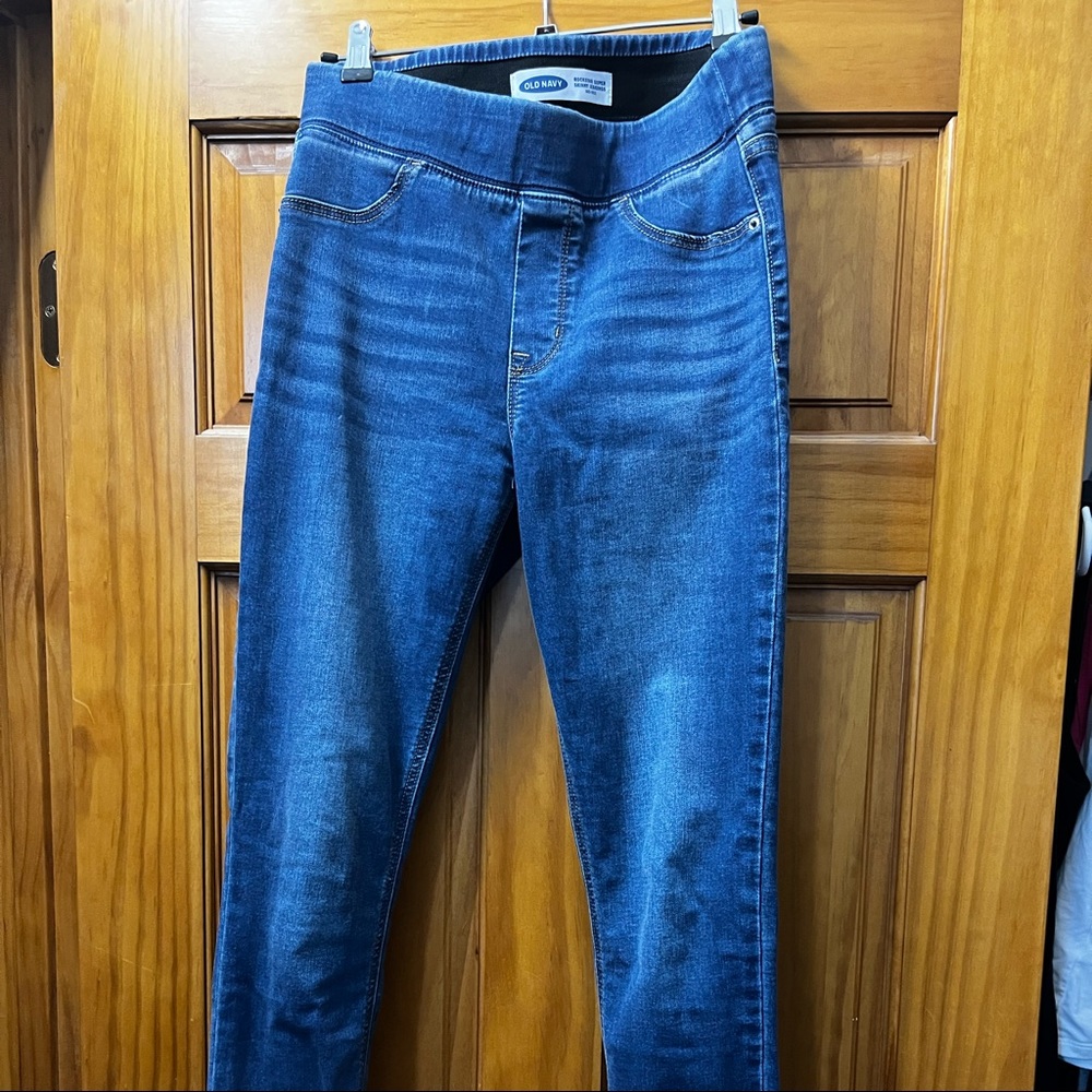 Old navy pull on jeans
